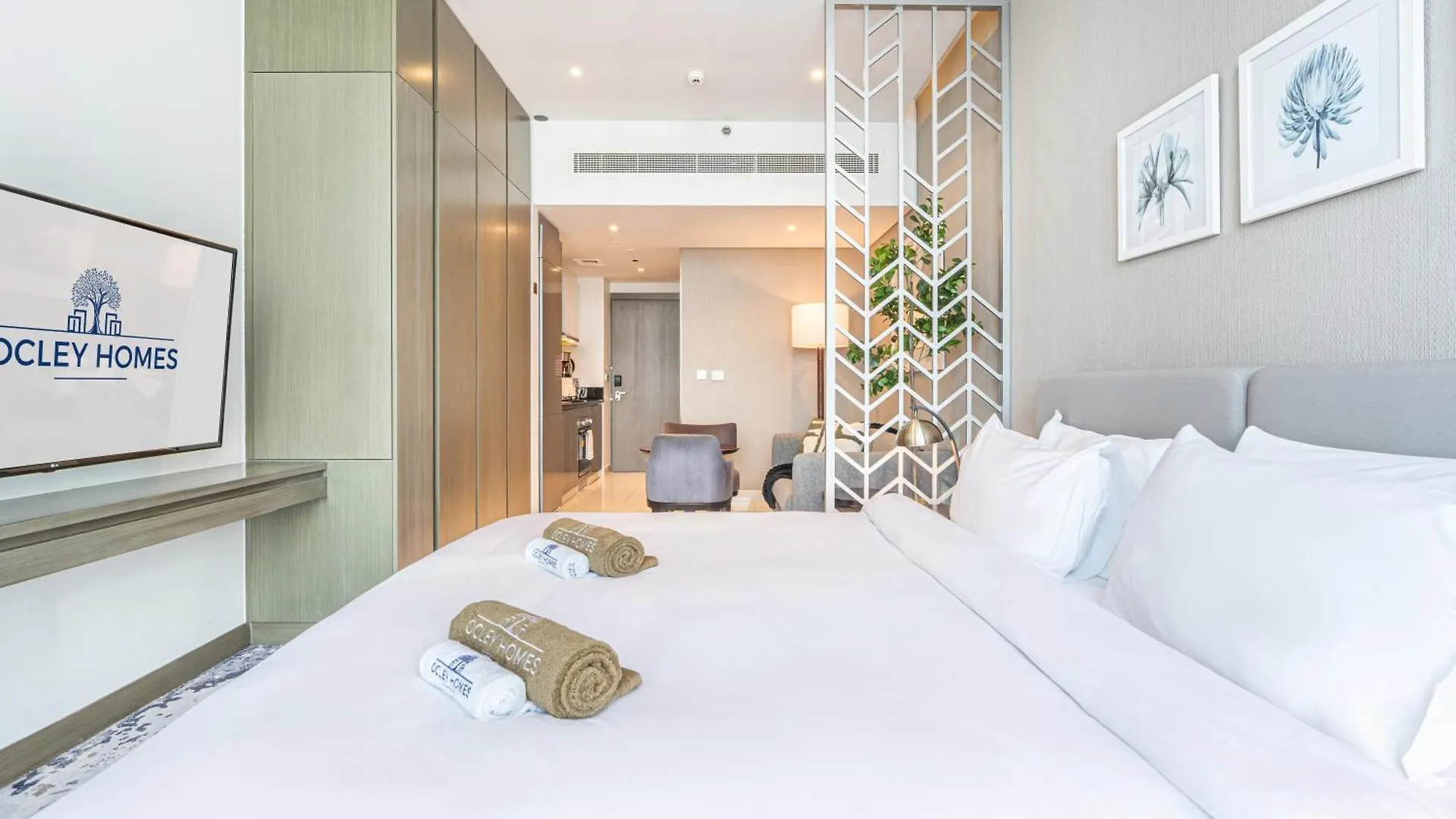 Modern Home In Business Bay With Panoramic View Dubai 0*,