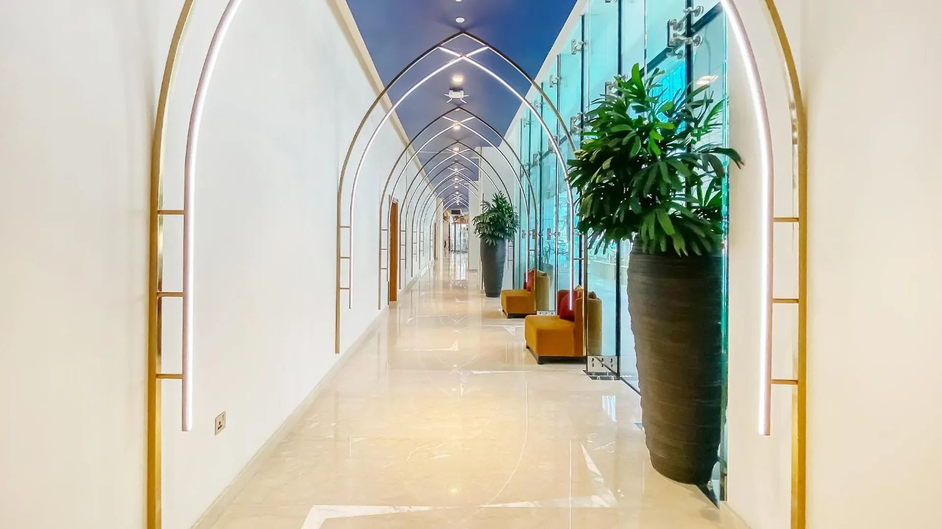 Apartment Modern Home In Business Bay With Panoramic View Dubai